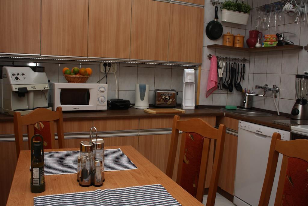 Highland Apartment Budapest Room photo