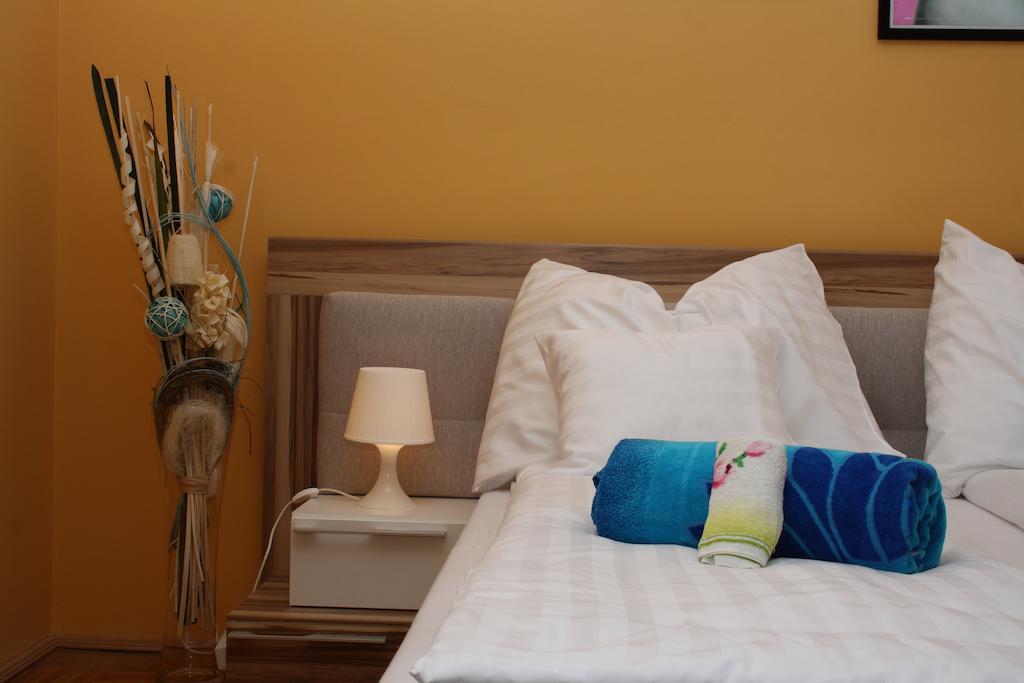 Highland Apartment Budapest Room photo