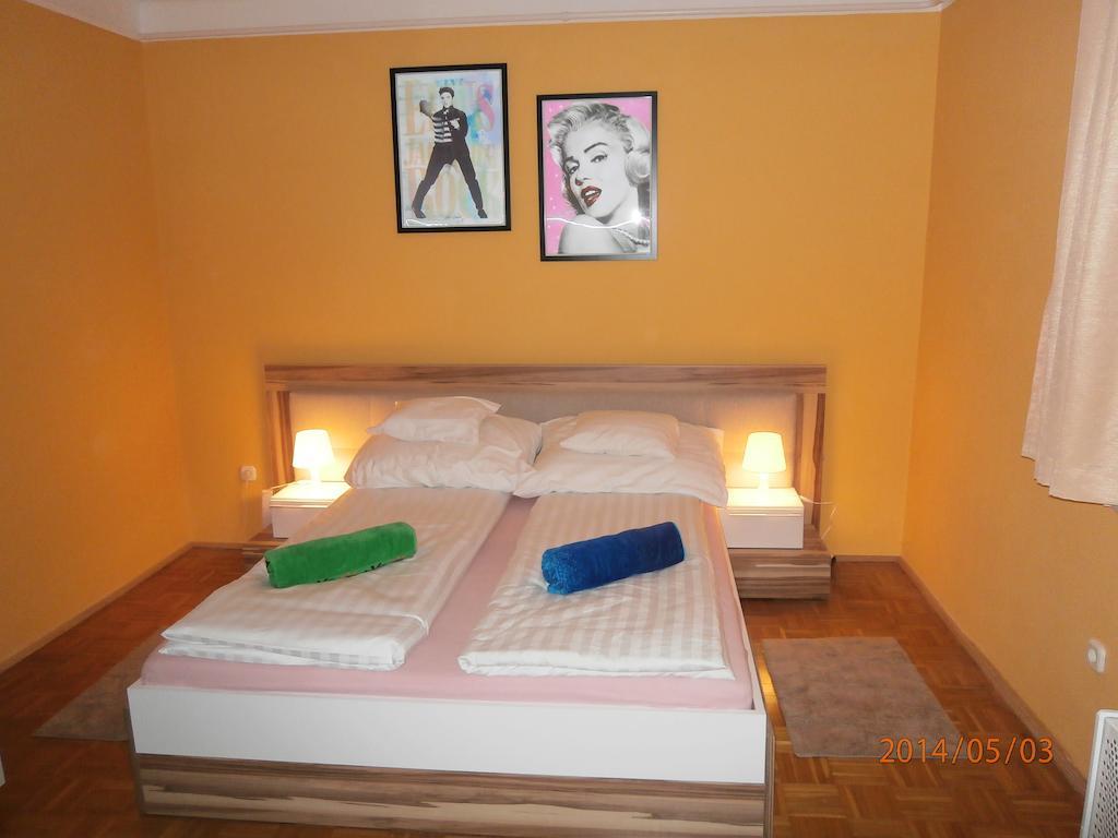 Highland Apartment Budapest Room photo